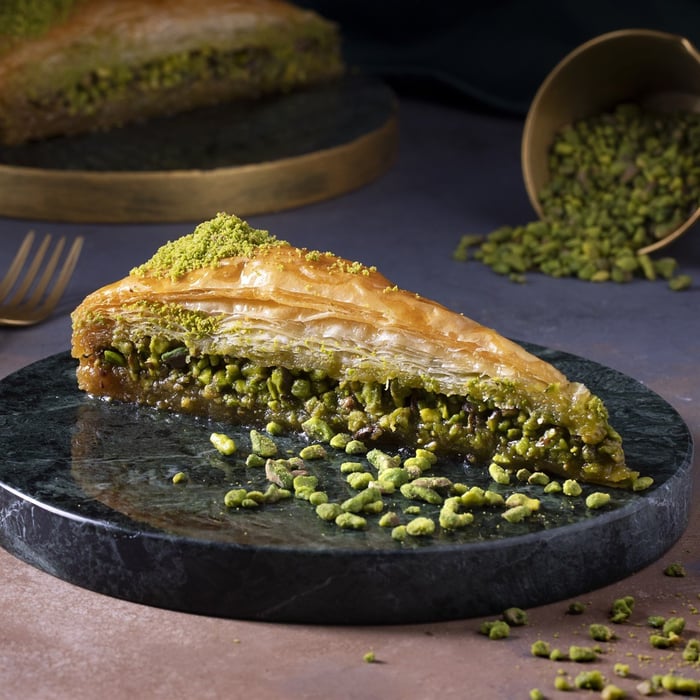 Fıstıklı havuç dilimi baklava